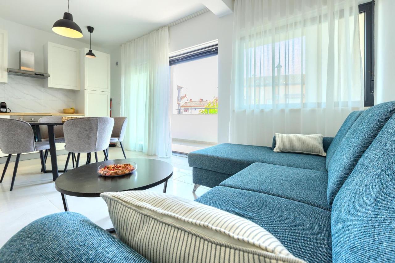 Apartments La Scogliera 로비니 외부 사진
