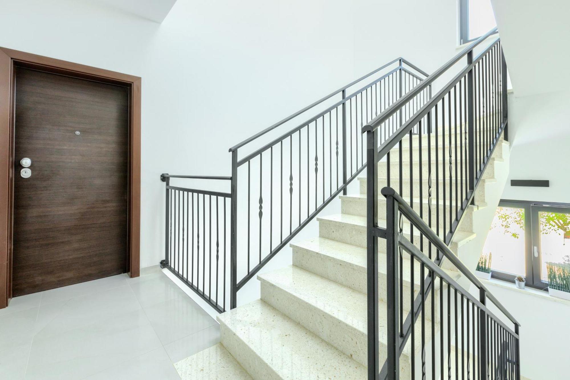 Apartments La Scogliera 로비니 외부 사진