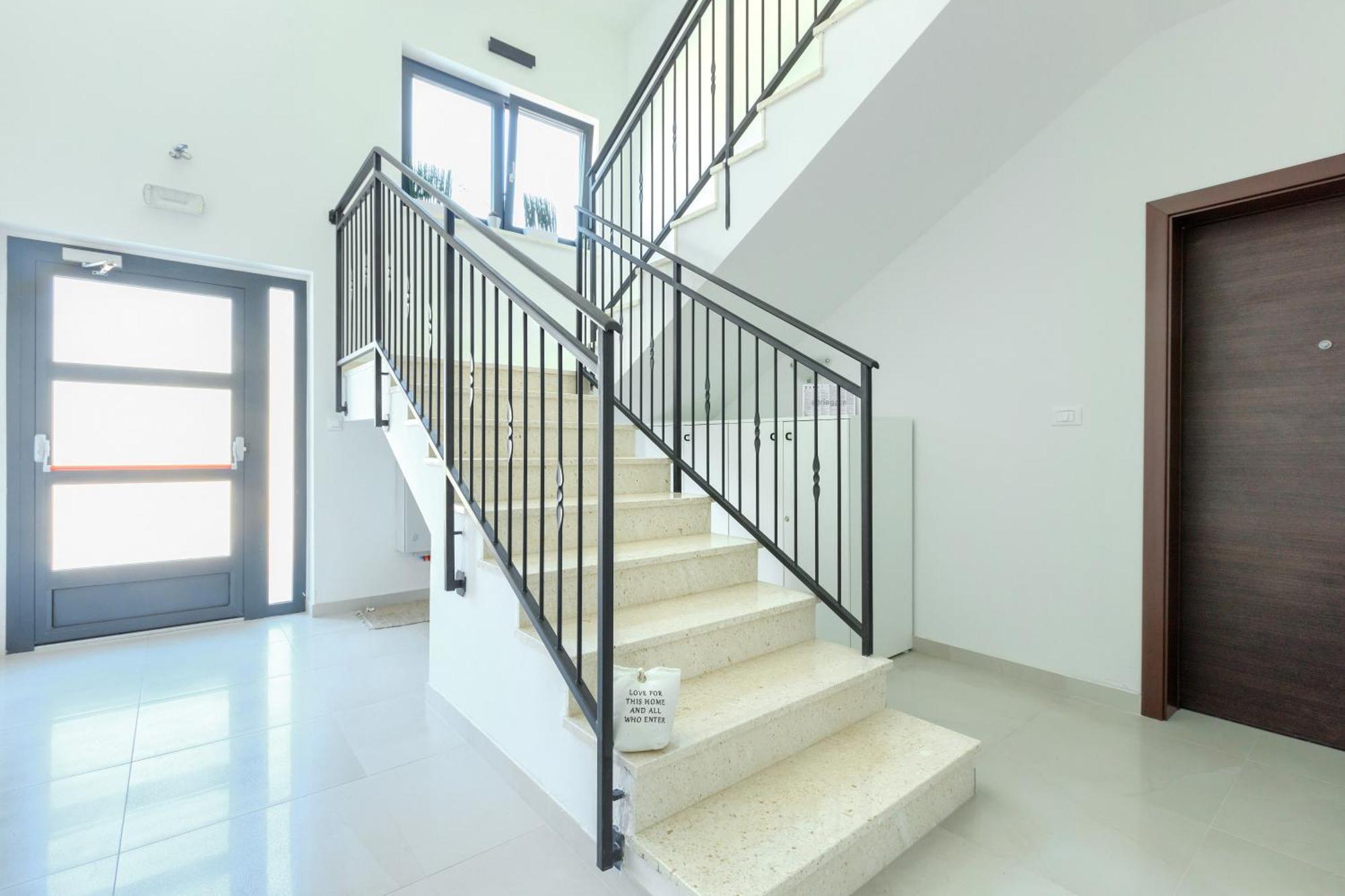 Apartments La Scogliera 로비니 외부 사진