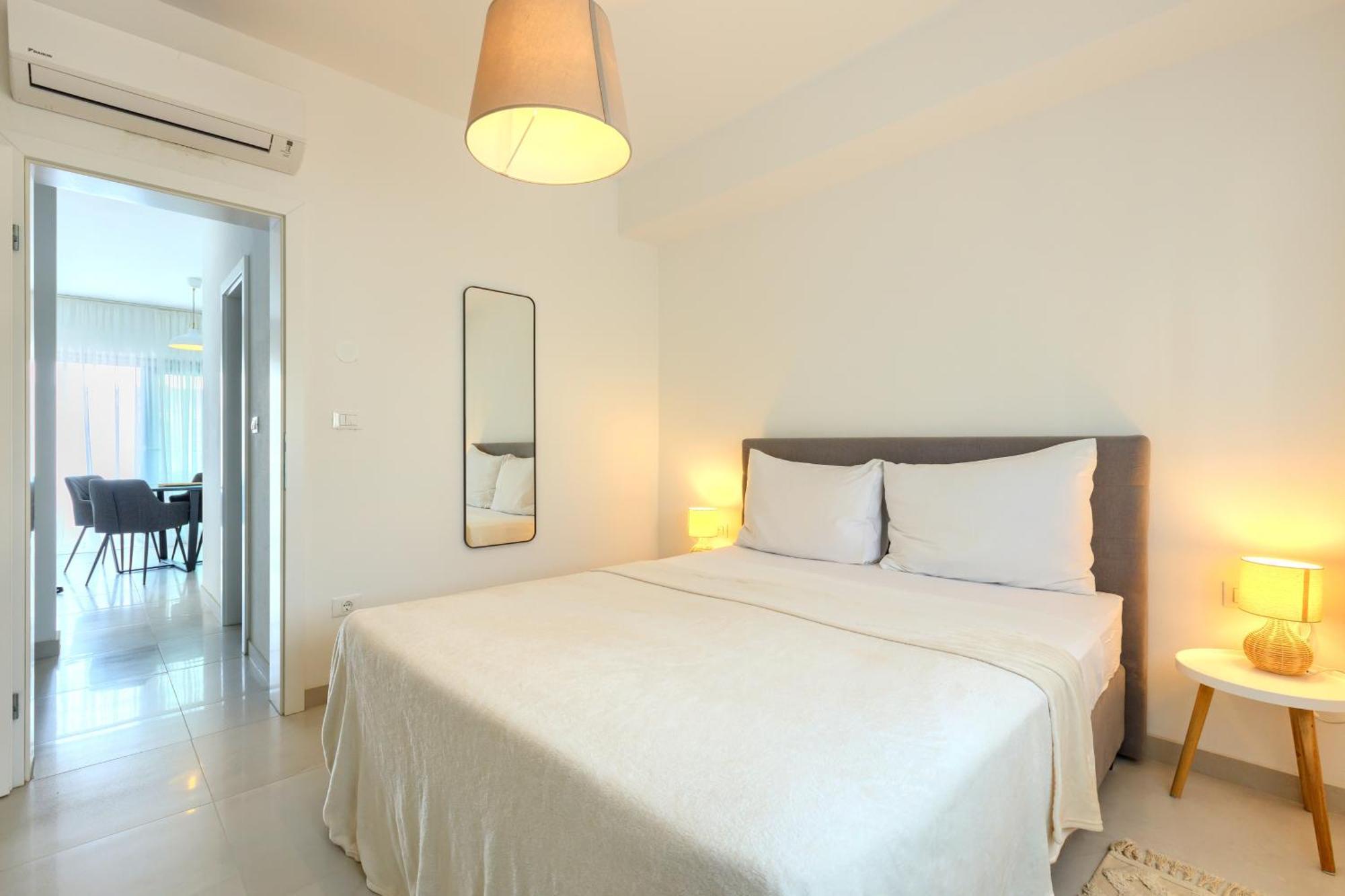 Apartments La Scogliera 로비니 객실 사진