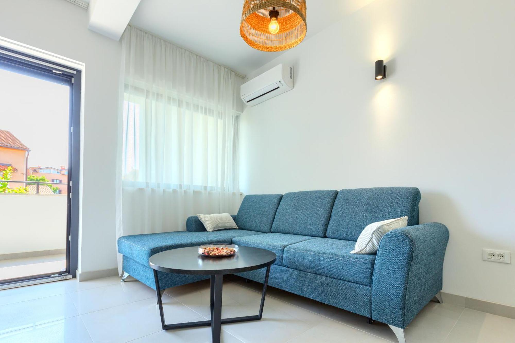 Apartments La Scogliera 로비니 객실 사진