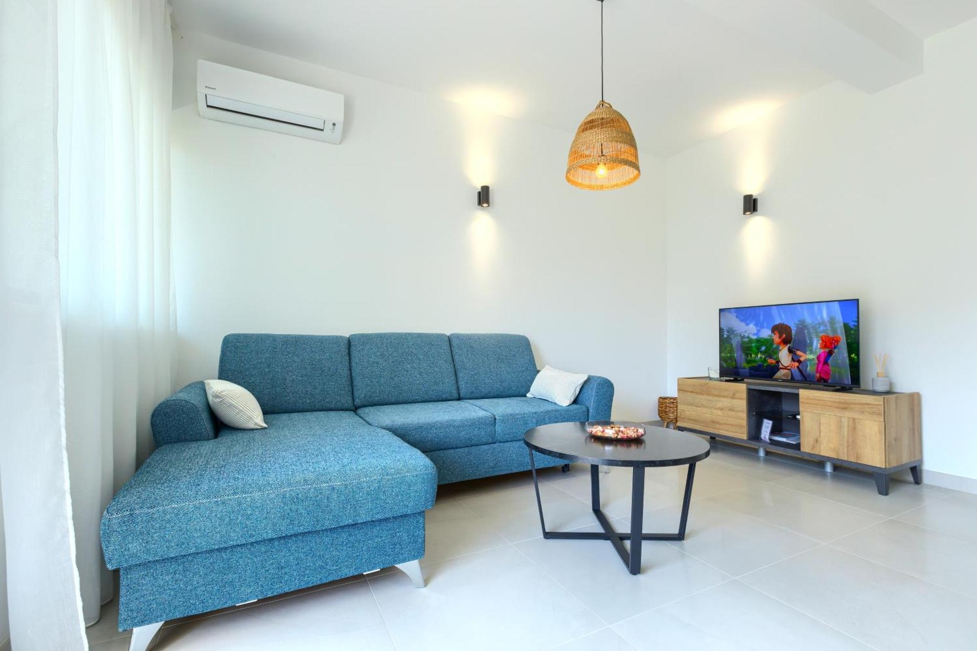 Apartments La Scogliera 로비니 객실 사진